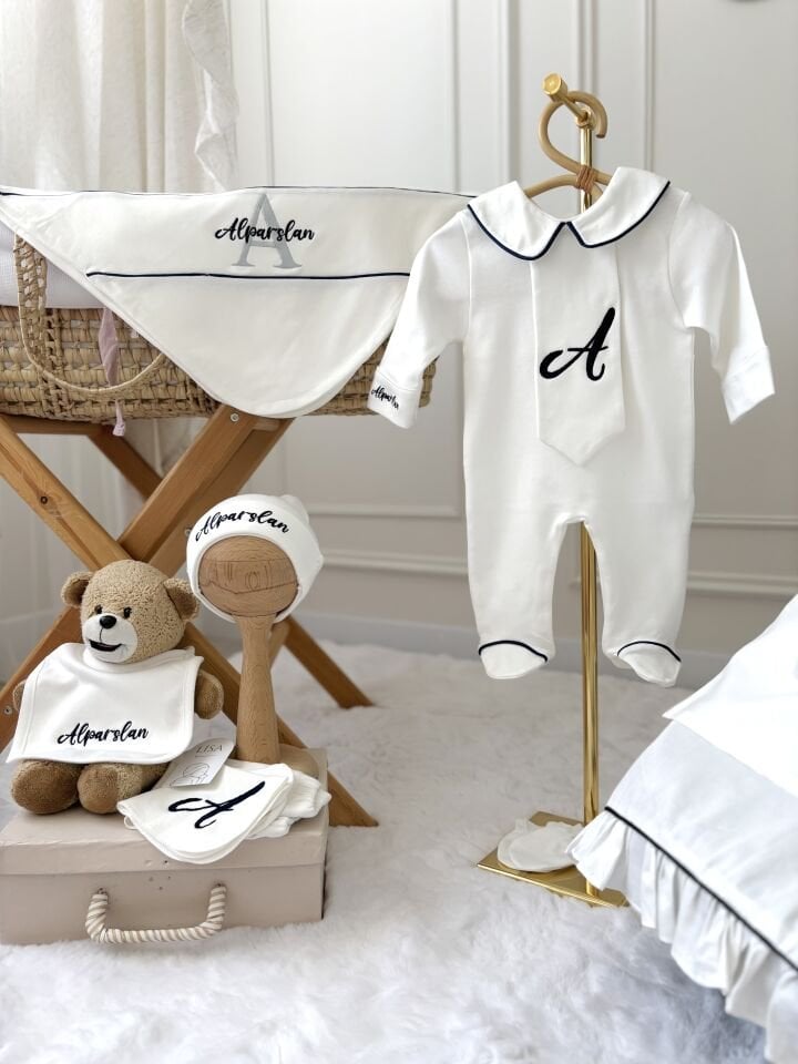 LACİVERT HASTANE ÇIKIŞI