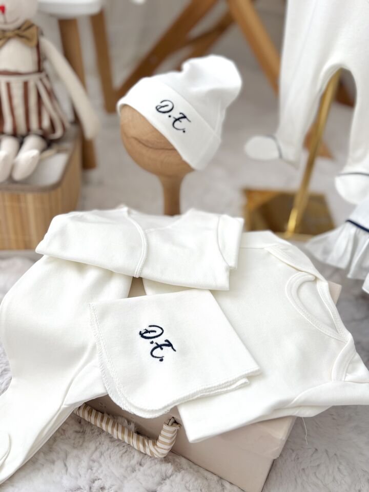 LACİVERT HASTANE ÇIKIŞI