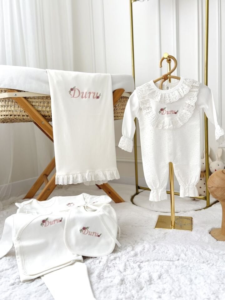 KIZ FİSTO HASTANE ÇIKIŞI