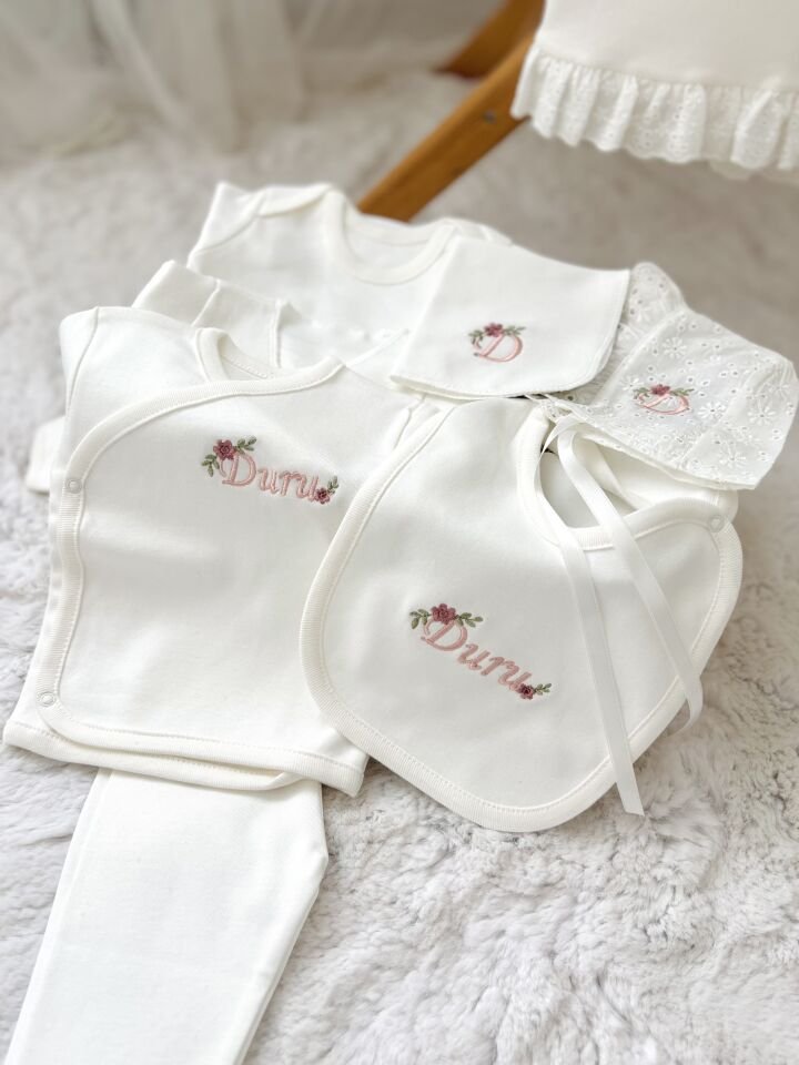 KIZ FİSTO HASTANE ÇIKIŞI