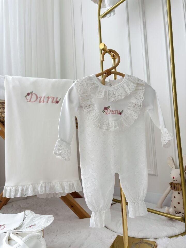 KIZ FİSTO HASTANE ÇIKIŞI